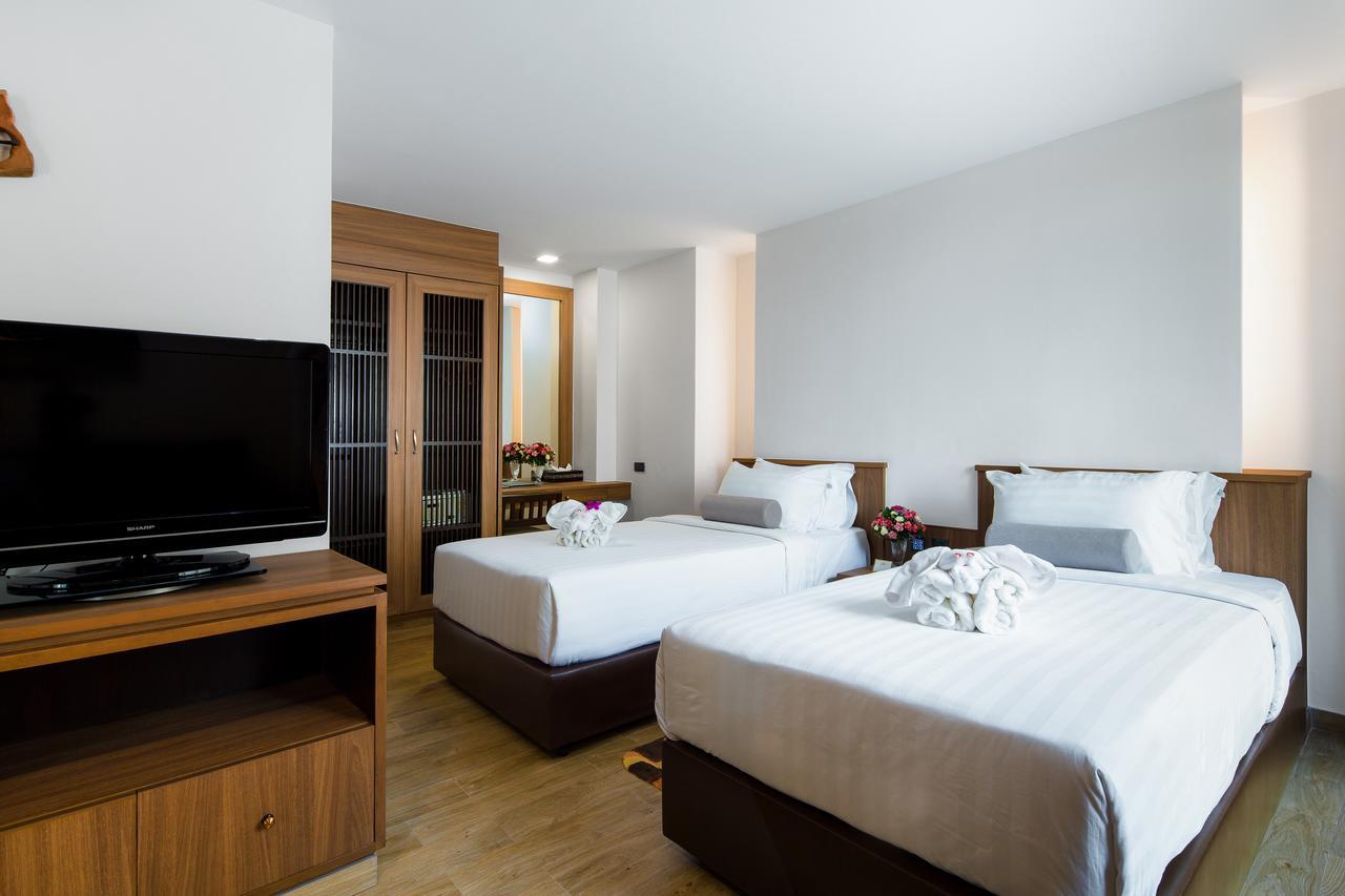 Aiyara Palace Pattaya Ngoại thất bức ảnh Deluxe Room