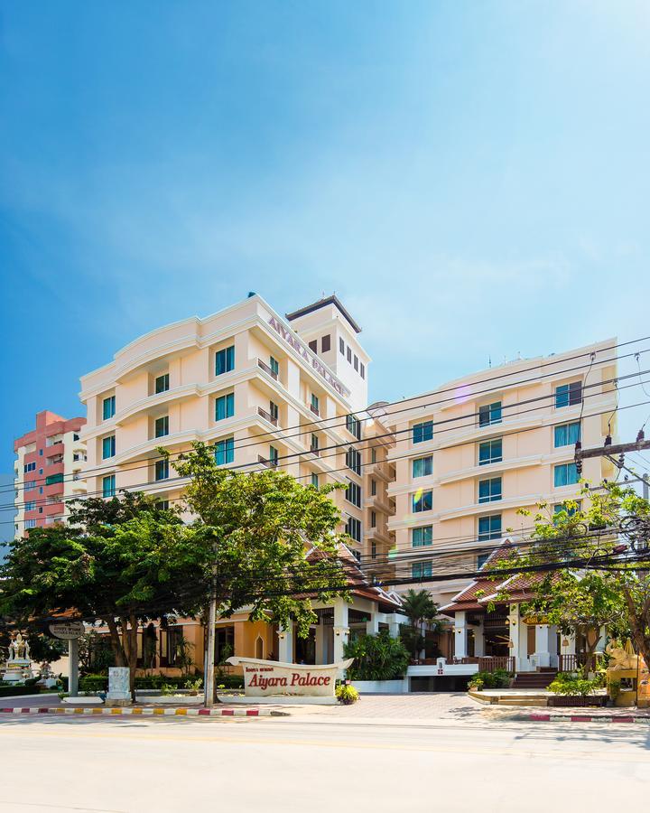 Aiyara Palace Pattaya Ngoại thất bức ảnh The building of the university library