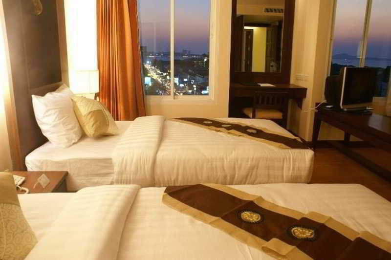 Aiyara Palace Pattaya Ngoại thất bức ảnh Deluxe Room